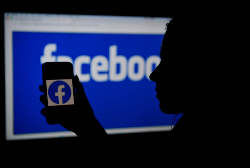 data breach facebook 1024x690 - Sottratti i dati di 36 milioni di Italiani da Facebook
